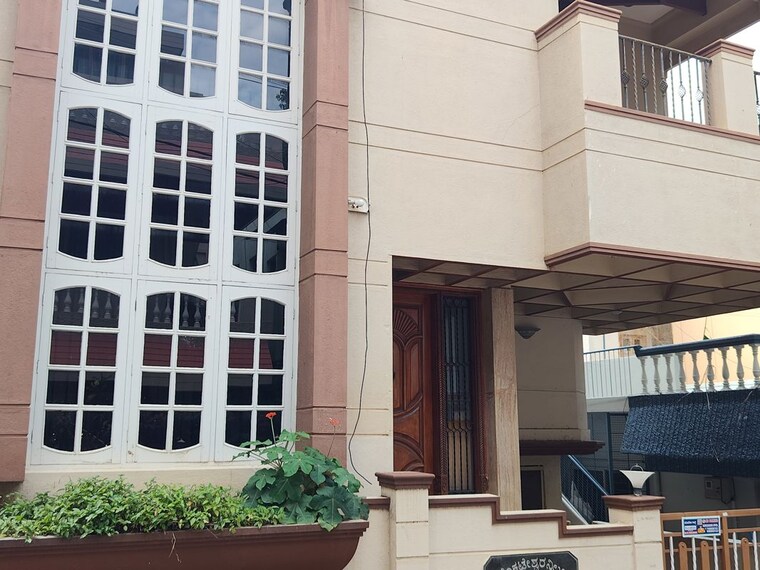 Exterior View, bsk 2nd stage 4 Bedroom 2100 Sq.Ft. Independent House In Bsk 2nd Stage Bangalore 10733098