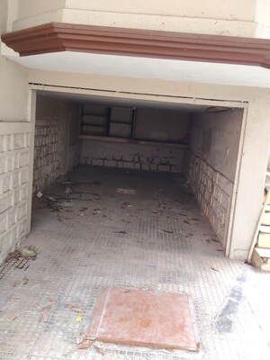 Parking in 4 BHK Independent House at Bsk 2nd Stage – for Sale