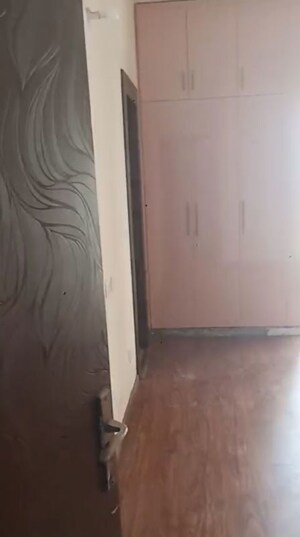 Bathroom in 2 BHK Apartment at Amrapali Ivory Heights, Amrapali Dream Valley – for Rent