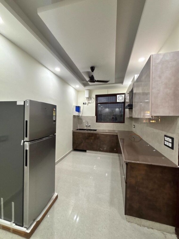 Kitchen, sector 14 3 Bedroom 1115 Sq.Ft. Builder Floor In Sector 14 Gurgaon 10733143