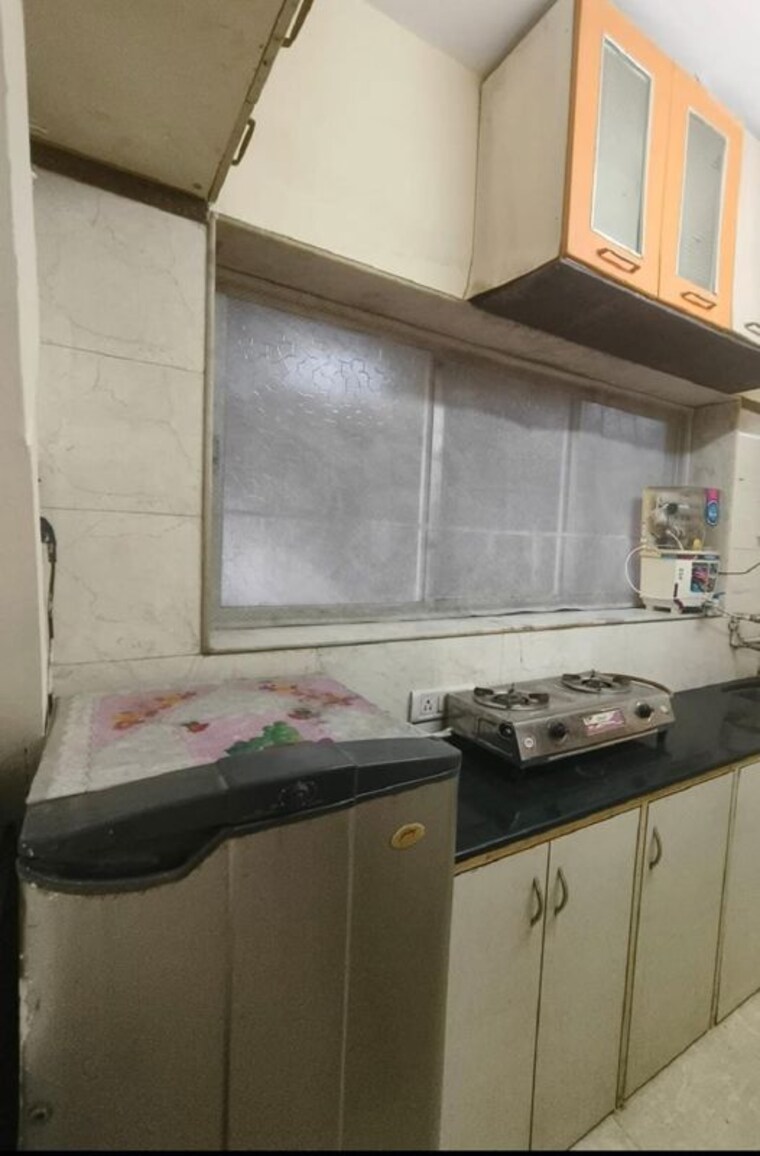 Kitchen, santacruz west 1 Bedroom 500 Sq.Ft. Apartment In Santacruz West Mumbai 10733142