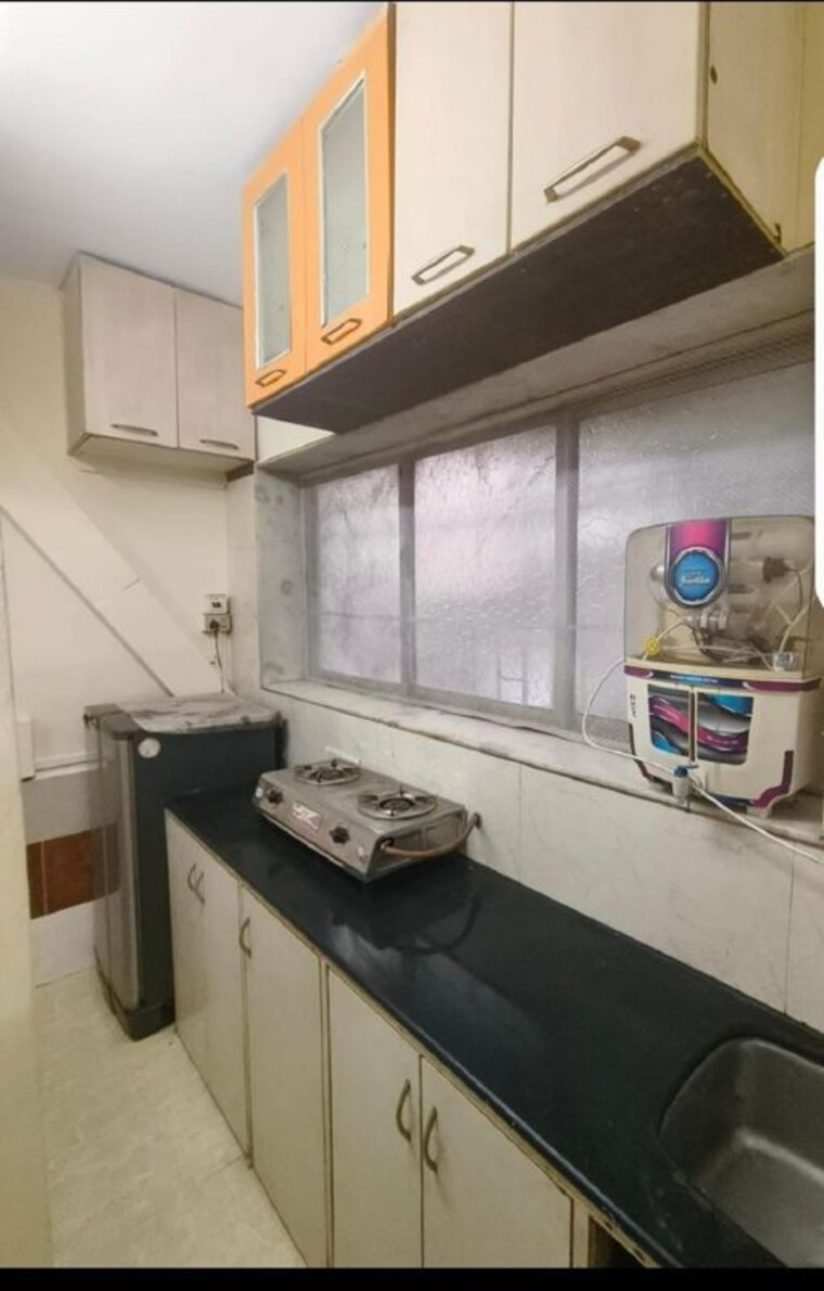 Kitchen, santacruz west 1 Bedroom 500 Sq.Ft. Apartment In Santacruz West Mumbai 10733142