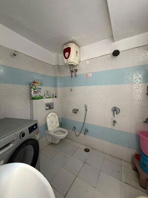 Bathroom in 2 BHK Apartment at Indira Nagar – for Rent