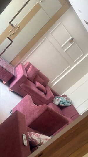 2 BHK Apartment For Rent in Windsor Paradise 2, Raj Nagar Extension