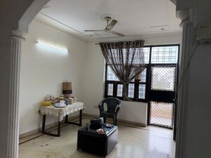 Living Room in 3 BHK Builder Floor at Green Fields Colony – for Rent