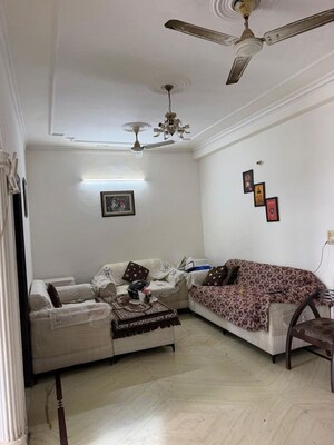3 BHK Builder Floor For Rent in Green Fields Colony