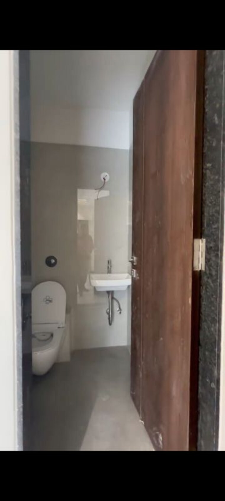 Bathroom, empire-eternity 3 Bedroom 925 Sq.Ft. Apartment In Borivali West Mumbai 10733151