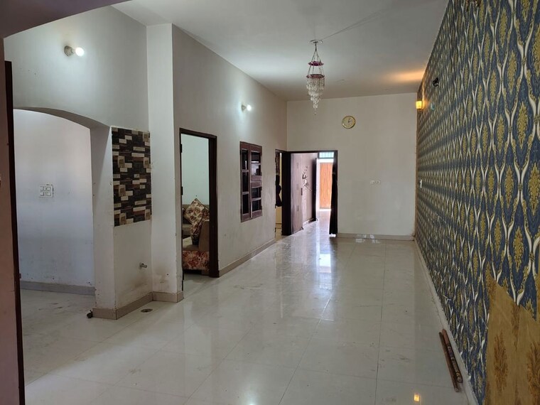 Room, kurali 4 Bedroom 300 Sq.Yd. Independent House In Kurali Mohali 10733152