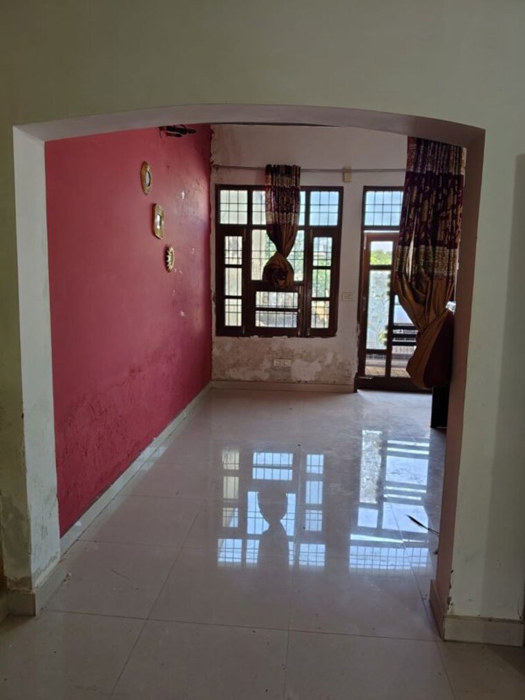 Room, kurali 4 Bedroom 300 Sq.Yd. Independent House In Kurali Mohali 10733152