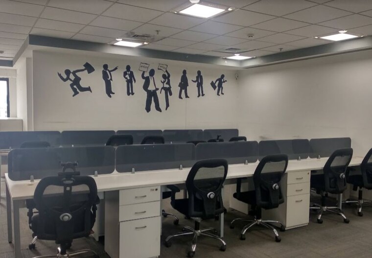 Team Area, lodha-supremus-lower-parel Commercial Office Space 780 Sq.Ft. In Lower Parel Mumbai 10733196