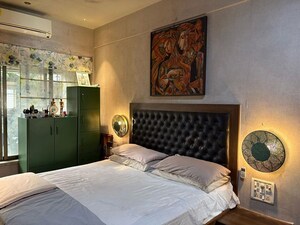 Bedroom in 2 BHK Apartment at Bandra West – for Rent