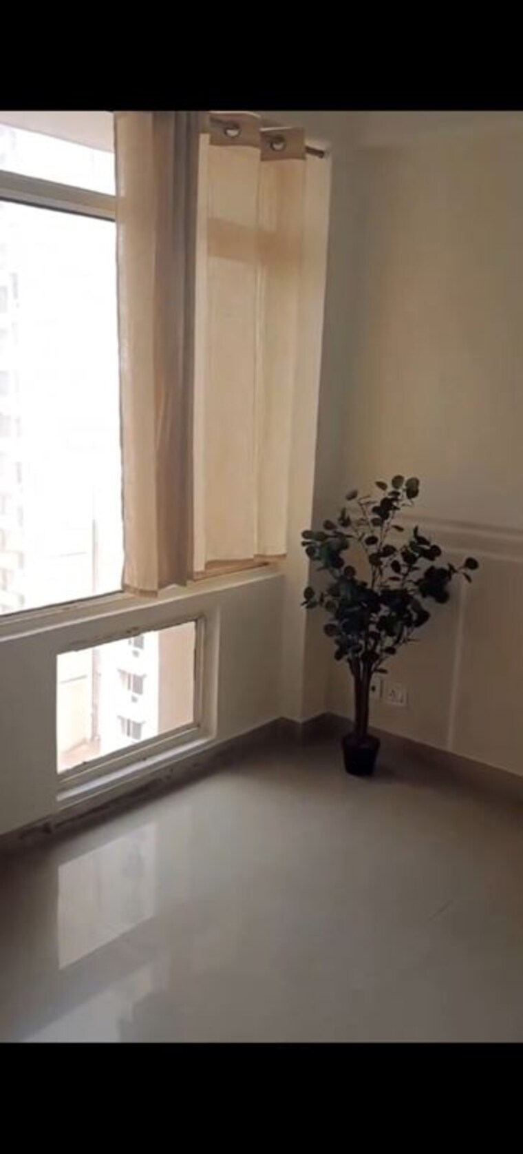 Room, today-ridge-residency 3 Bedroom 1390 Sq.Ft. Apartment In Sector 135 Noida 10733228