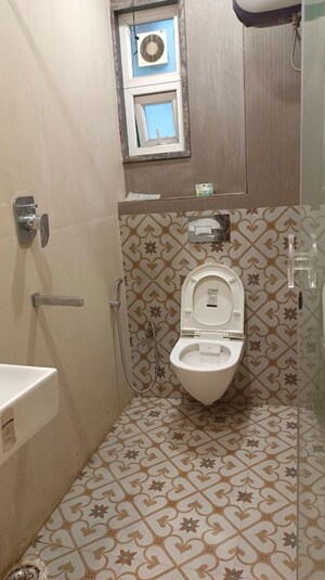 Bathroom in 3 BHK Builder Floor at New Rajinder Nagar – for Rent