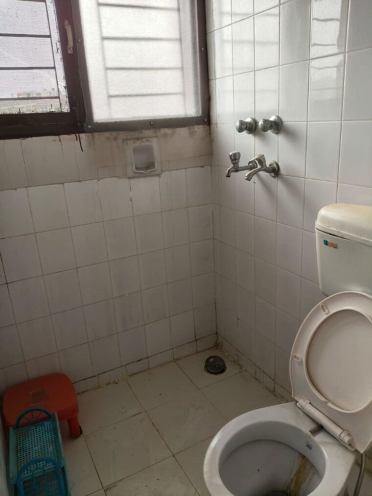 Bathroom, sector 4 2 Bedroom 834 Sq.Ft. Apartment In Sector 4 Panchkula 10712724