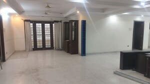 Room in 3 BHK Apartment at Prashasan Nagar – for Rent