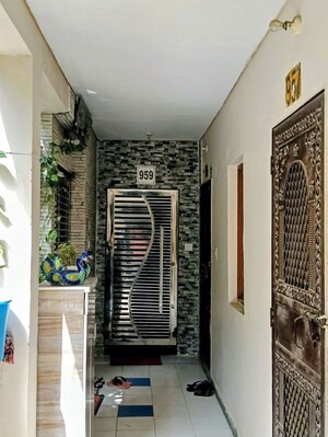  2 BHK Apartment at Sector 16b Dwarka – for Rent