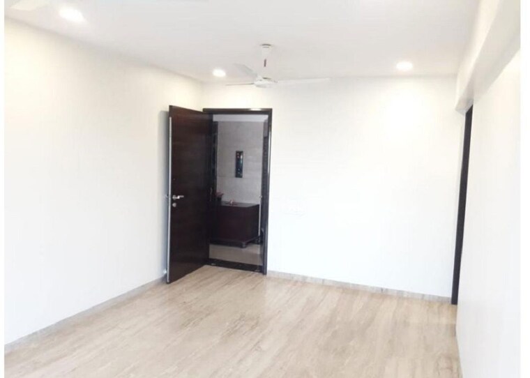 Room, khar west 2 Bedroom 700 Sq.Ft. Apartment In Khar West Mumbai 10733249