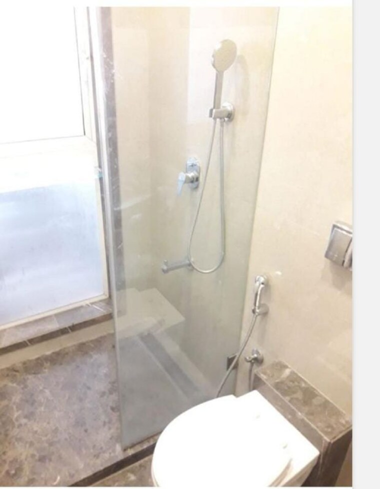 Bathroom, khar west 2 Bedroom 700 Sq.Ft. Apartment In Khar West Mumbai 10733249