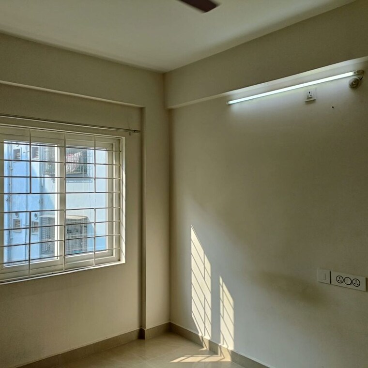 Room, madhapur 3 Bedroom 1850 Sq.Ft. Builder Floor In Madhapur Hyderabad 10732867