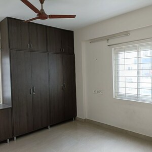 Room in 3 BHK Builder Floor at Madhapur – for Rent