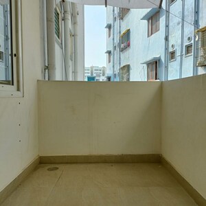Room in 3 BHK Builder Floor at Madhapur – for Rent