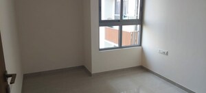 Room in 2 BHK Apartment at Piramal Vaikunth, Balkum Pada – for Rent