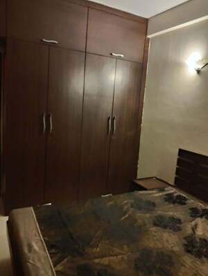 Bedroom in 1.5 BHK Apartment at Bandra West – for Rent