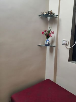  1.5 BHK Apartment at Bandra West – for Rent
