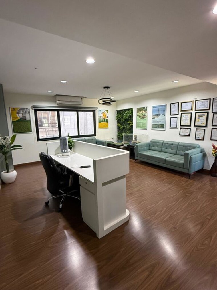 Team Area, bodakdev Commercial Office Space 3800 Sq.Ft. In Bodakdev Ahmedabad 10733301