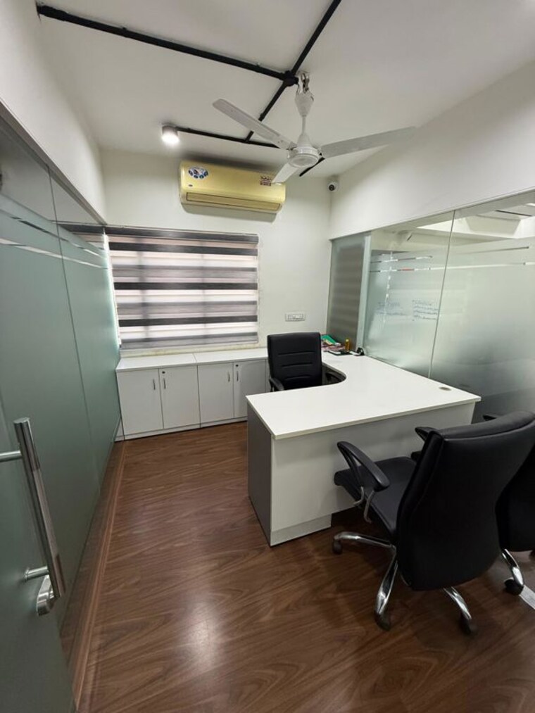 Team Area, bodakdev Commercial Office Space 3800 Sq.Ft. In Bodakdev Ahmedabad 10733301