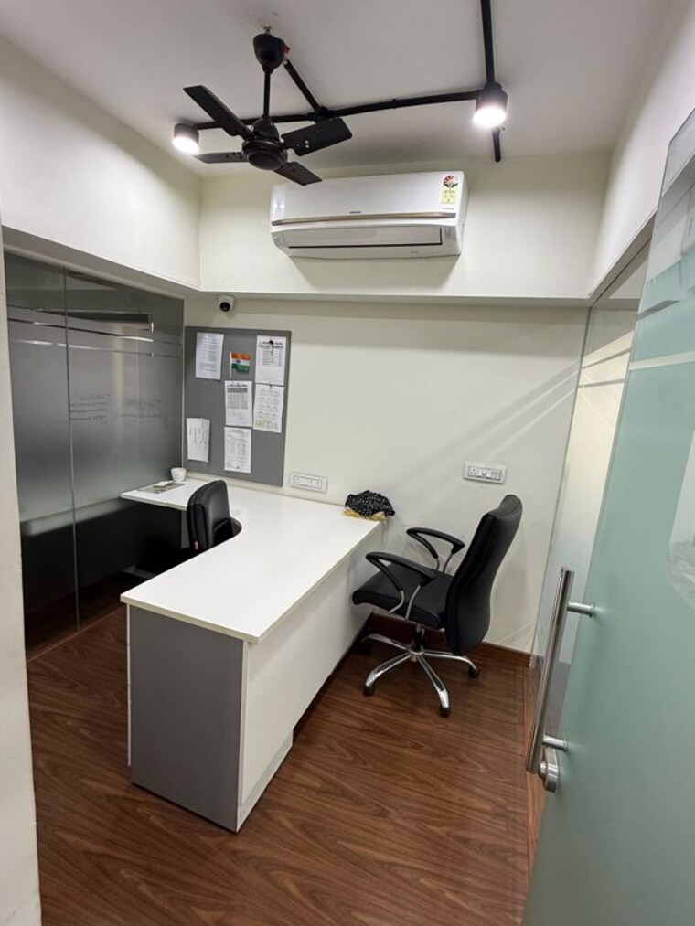 Team Area, bodakdev Commercial Office Space 3800 Sq.Ft. In Bodakdev Ahmedabad 10733301