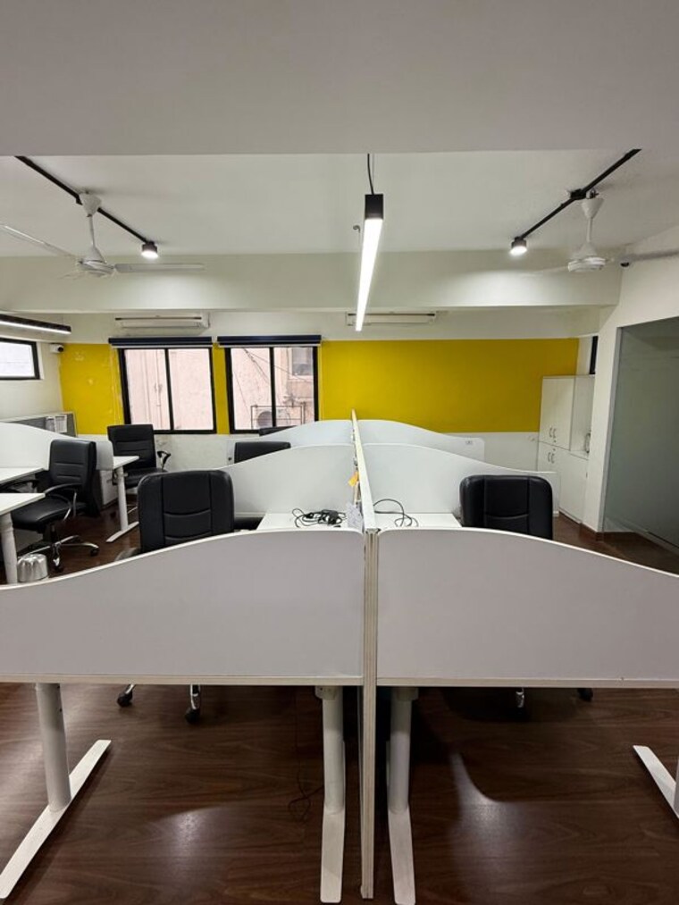 Team Area, bodakdev Commercial Office Space 3800 Sq.Ft. In Bodakdev Ahmedabad 10733301