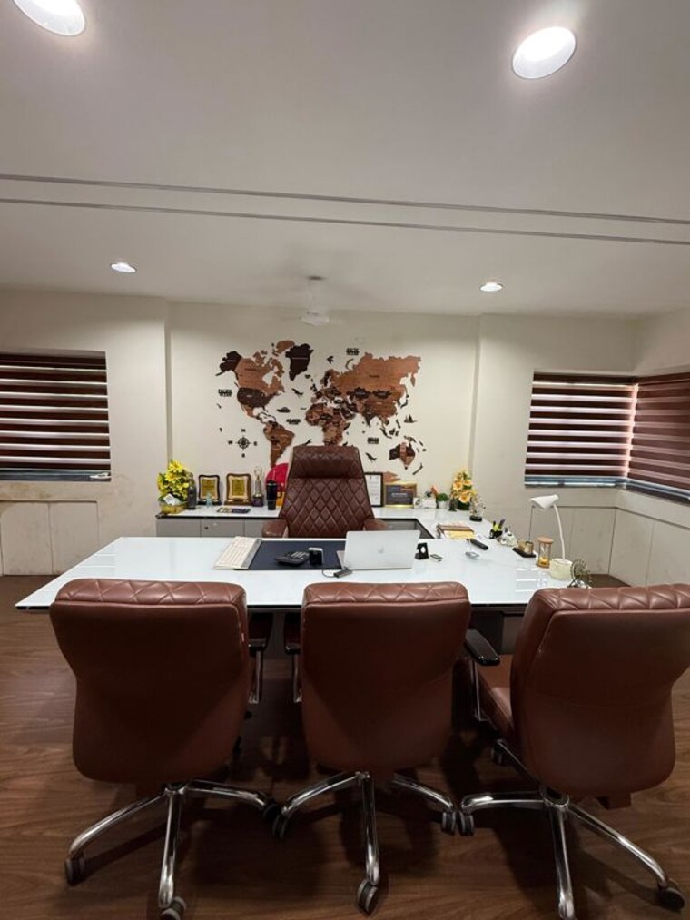 Team Area, bodakdev Commercial Office Space 3800 Sq.Ft. In Bodakdev Ahmedabad 10733301