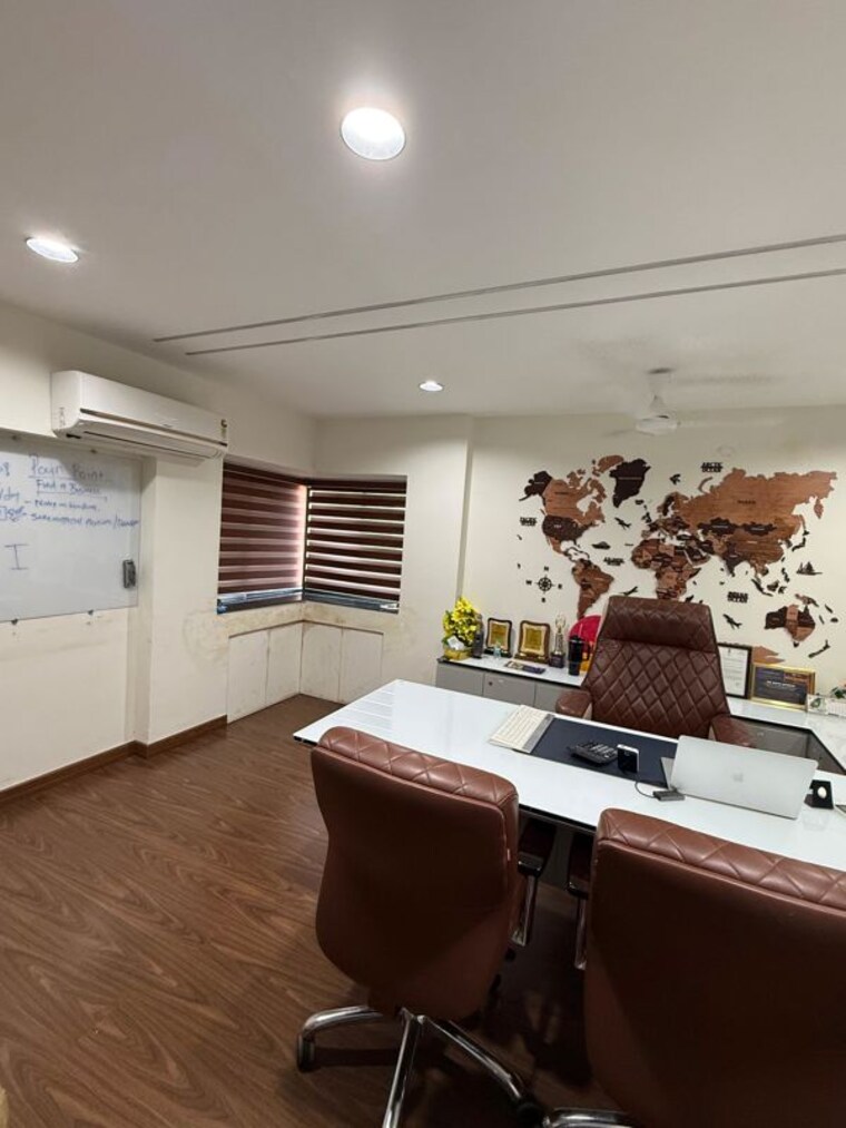 Team Area, bodakdev Commercial Office Space 3800 Sq.Ft. In Bodakdev Ahmedabad 10733301