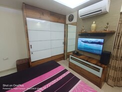 3 BHK Apartment For Rent in Khar West