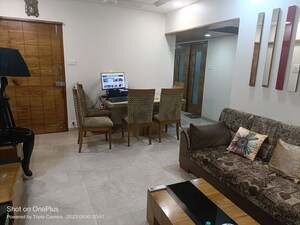 Living Room in 3 BHK Apartment at Khar West – for Rent