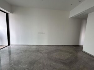 Room in 2 BHK Apartment at Prestige Jasdan Classic, Mahalaxmi – for Sale