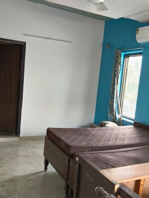 Bedroom in 3.5 BHK Villa at Sector 55 – for Rent