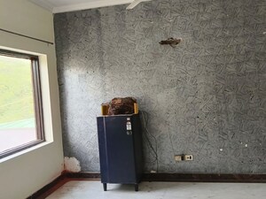 Furnished Amenities in 3.5 BHK Villa at Sector 55 – for Rent
