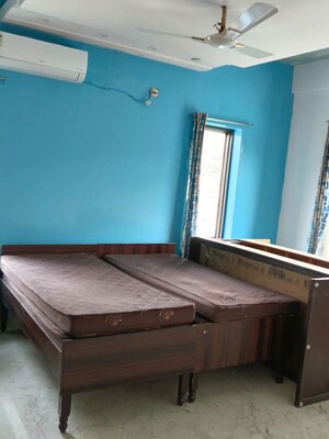 Bedroom in 3.5 BHK Villa at Sector 55 – for Rent