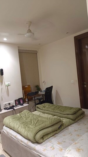 Bedroom in 3 BHK Builder Floor at New Rajinder Nagar – for Rent