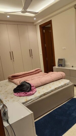 Bedroom in 3 BHK Builder Floor at New Rajinder Nagar – for Rent