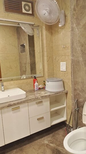 Bathroom in 3 BHK Builder Floor at New Rajinder Nagar – for Rent