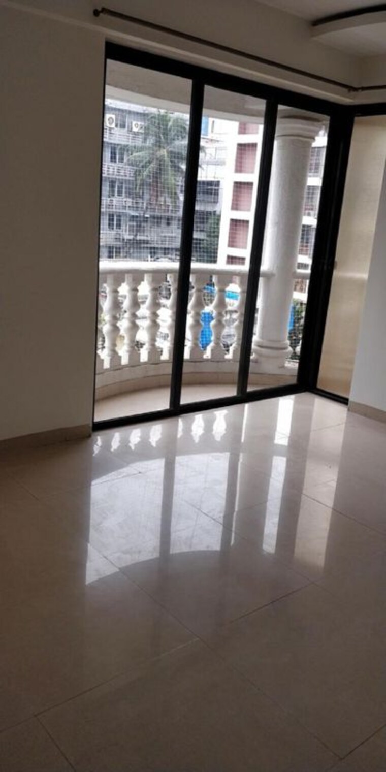 Room, bandra west 2 Bedroom 700 Sq.Ft. Apartment In Bandra West Mumbai 10733372