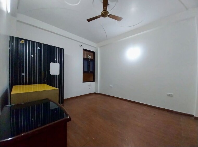 Room, niti khand i 4 Bedroom 2000 Sq.Ft. Builder Floor In Niti Khand I Ghaziabad 10733408