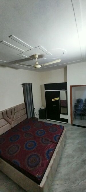 Bedroom in 2 BHK Builder Floor at Guru Teg Bahadur Nagar – for Rent