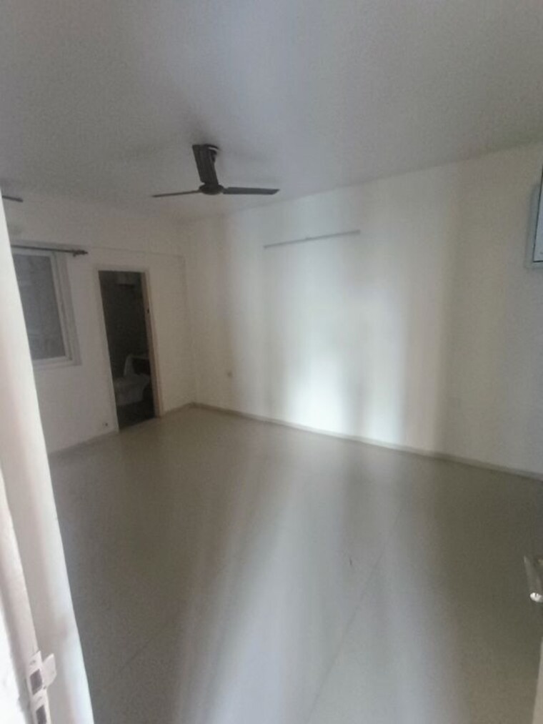 Kitchen, tulip-violet 3 Bedroom 1600 Sq.Ft. Apartment In Sector 69 Gurgaon 10733440