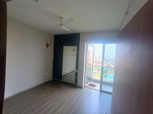 Master Bedroom in 2.5 BHK Apartment at Emaar Digi Homes, Sector 62 – for Rent