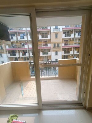 Balcony in 3.5 BHK Apartment at Emaar Emerald Floors, Sector 65 – for Rent