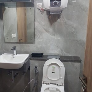 Attached Bathroom in 3.5 BHK Apartment at M3M Skywalk, Sector 74 – for Rent